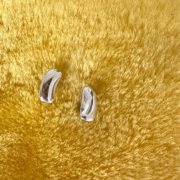 MIGNON FAGET, Vintage Sterling Silver Bean Earrings - Picture 4 of 15